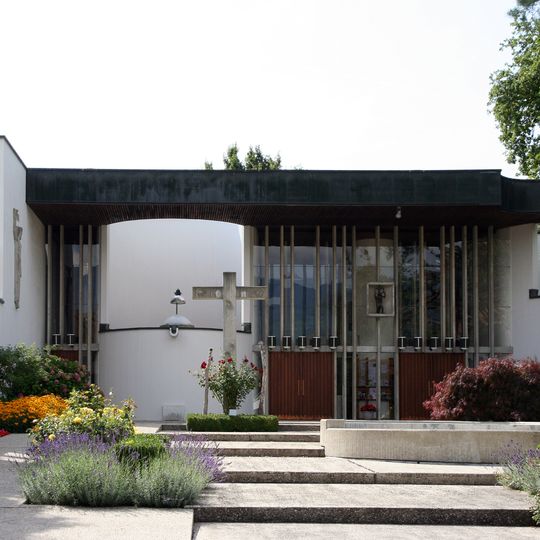 Römisch-Katholische Kirche St. Christophorus