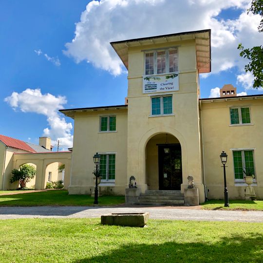 Blandwood Mansion and Gardens