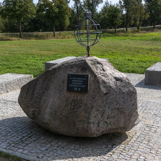 Jasień 15th meridian east marker