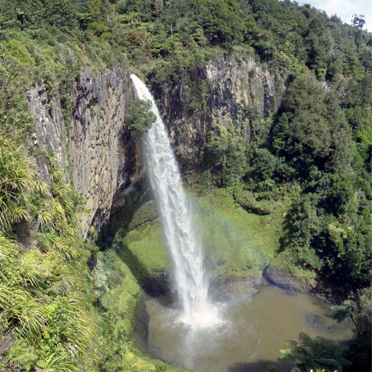Wairēinga / Bridal Veil Falls