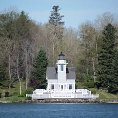 Round Island Light