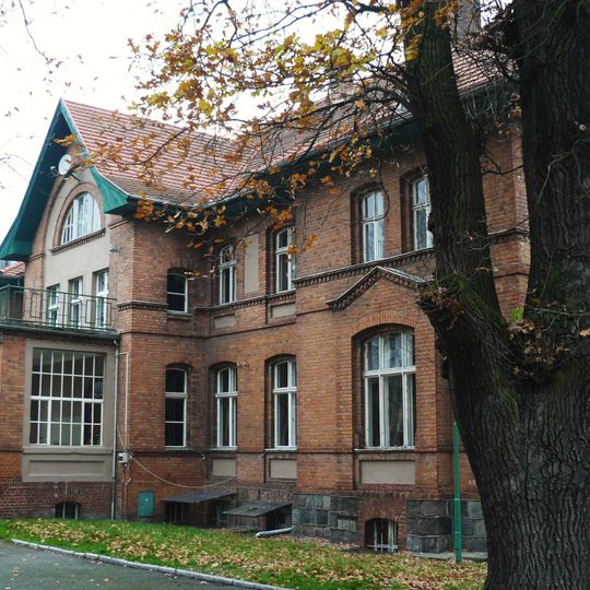 Palace in Krasne Dłusko