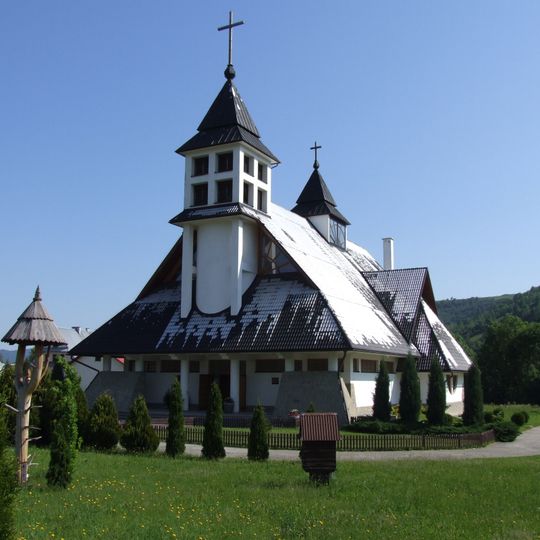 Kościół Matki Bożej Królowej Różańca Świętego w Niedźwiedziu