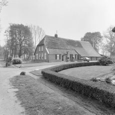 Middendorp 13, Schoonebeek