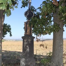 Kříž u silnice u Hvězdoňovic