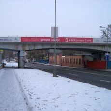 Bridge over Freyova street