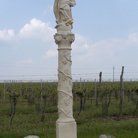 Figurenbildstock, Weinbeerkreuz
