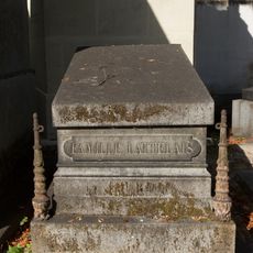 Grave of Lattelais