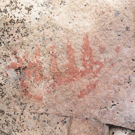 Saraakallio rock paintings