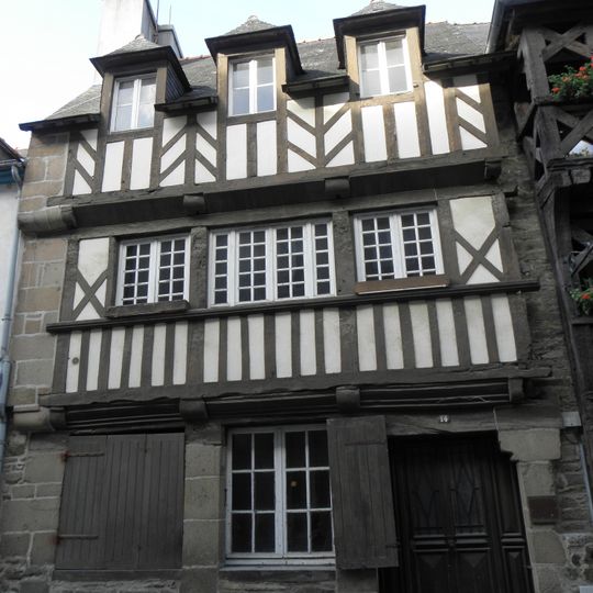 Maison, 14 Rue Colvestre, Tréguier