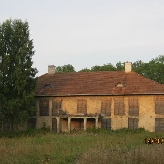 Hagudi manor house