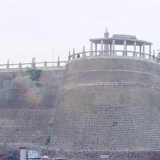Akola Fort
