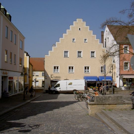 Wohn- und Geschäftshaus, sogenanntes Heilingbrunner-Haus