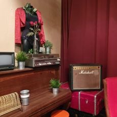 Espace K, Humour et autres curiosités