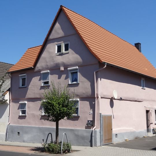 Rathausstraße 38