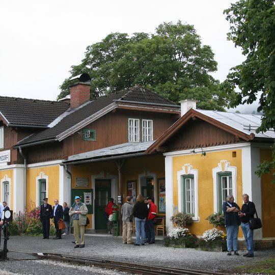 Mauterndorf railway station