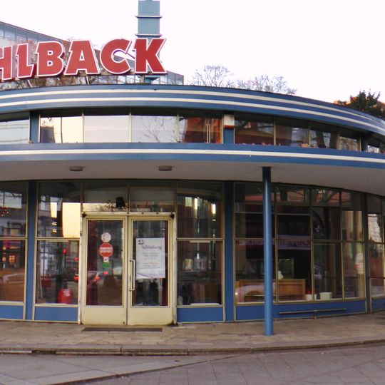 Ausstellungsgebäude Schloßstraße 38 & 39 & 40