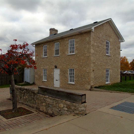 60 Water Street North