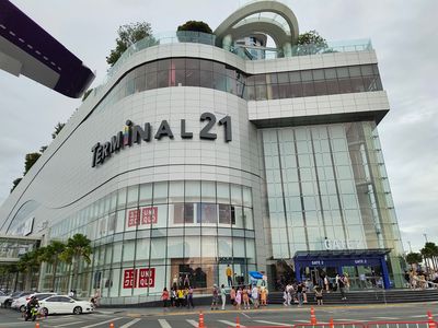 Entrance 3