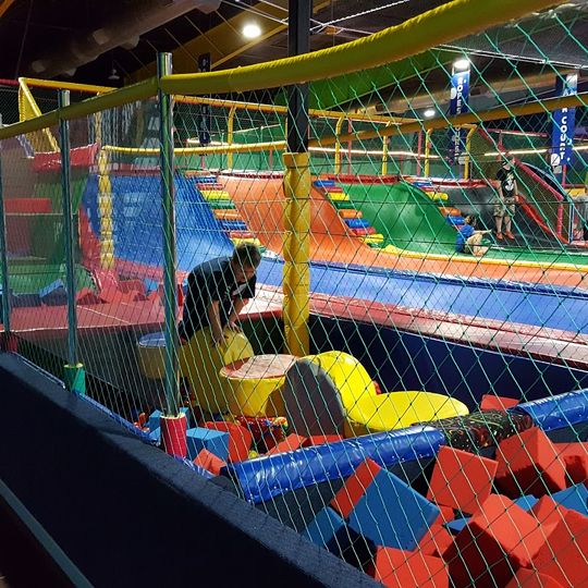 Bounce Bounce Trampoline Park