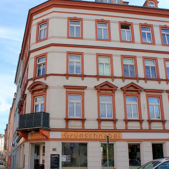 Mietshaus Kurt-Pchalek-Straße 2