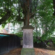 Kříž nad domem 41 v Dolním Podluží