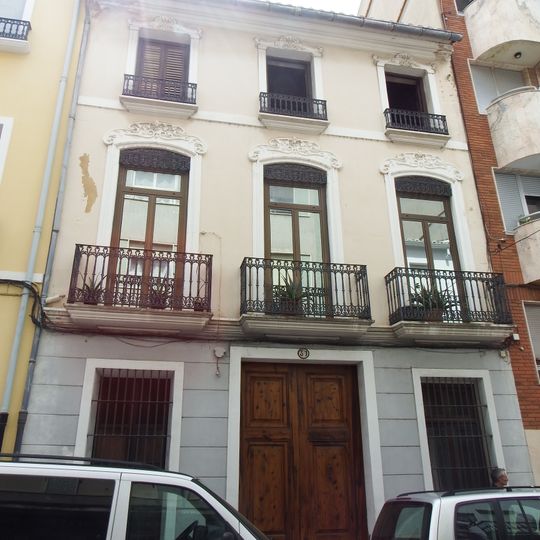 Building at 31 València street, Sueca
