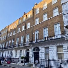 28-32, Welbeck Street W1