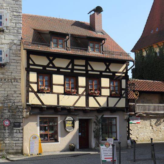 Südlicher Flankenbau des Torturms