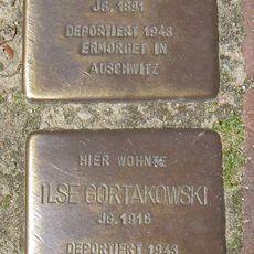 Stolperstein en memoria de Ilse Gortakowski