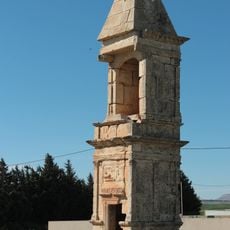 Pyramidal mausoleum of Maktar