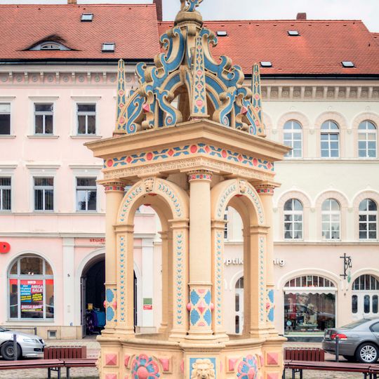 Brunnen Neumarkt -