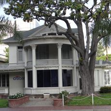 Smith-Tuthill Funeral Parlors