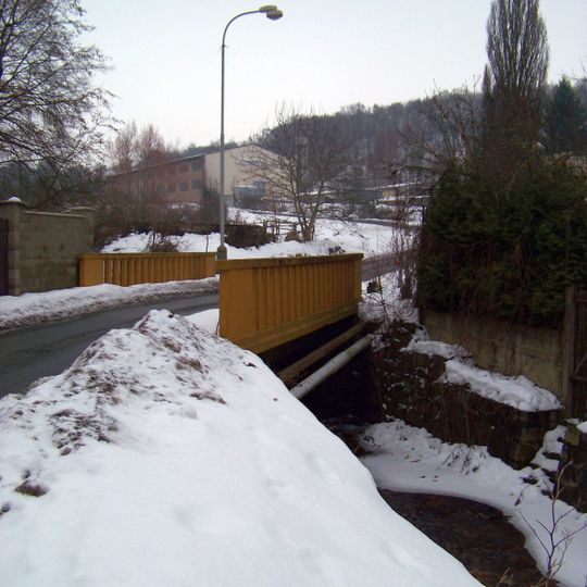 Bridge of V Zátiší street over the Nezabudický potok
