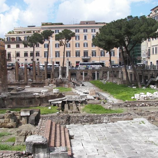 Largo di Torre Argentina