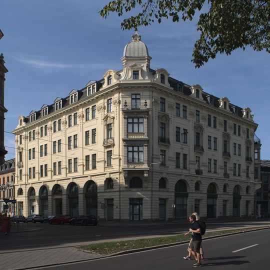 Otto-Schill-Straße 2