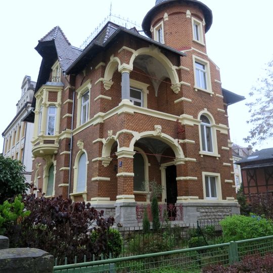 Villa