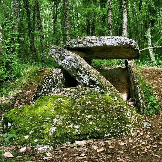 Dolmen du Devès 2