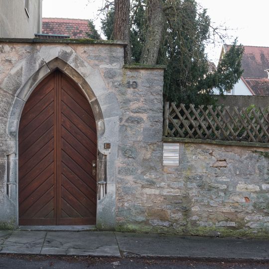 Klingenschütt 10, Einfriedung