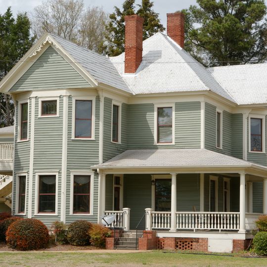 Locust Grove Historic District