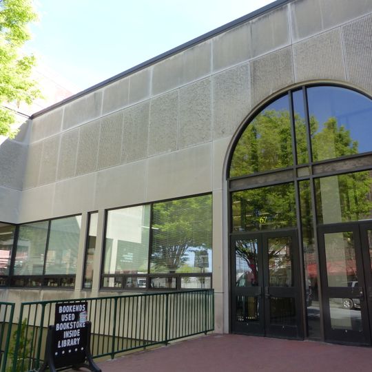 Pack Memorial Library