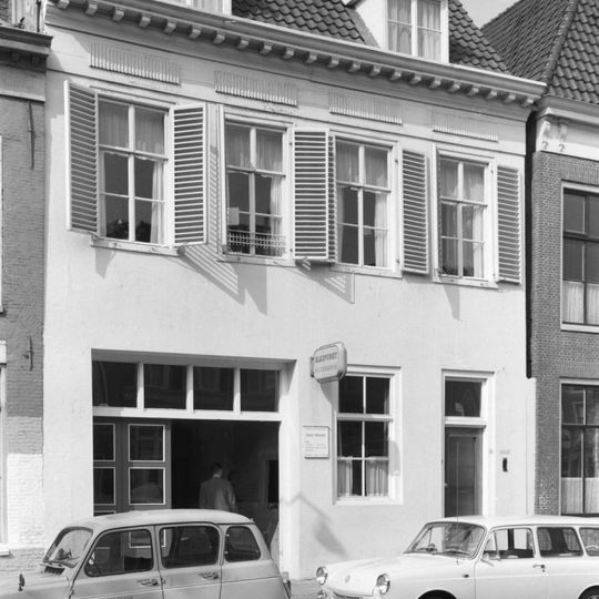 Turfmarkt 10, Leeuwarden