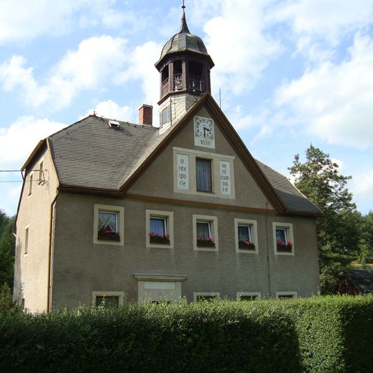 Ehemalige Schule, heute Wohnhaus Hauptstraße 31