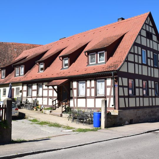 Rothenburger Straße 8