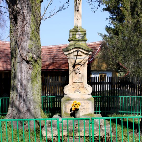 Crucifix in Nouzov
