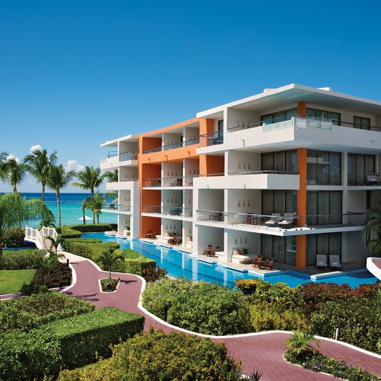 Secrets Aura Cozumel