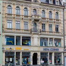 Wohn- und Geschäftshaus in geschlossener Bebauung Hauptmarkt 3