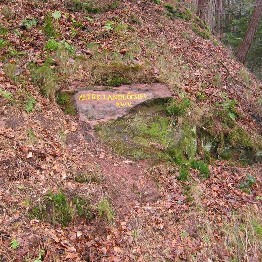 Ritterstein 32 "Altes Landlöchel"