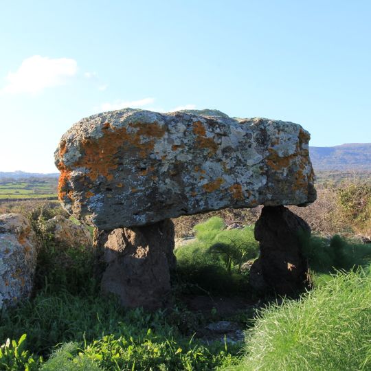 Dolmen di Sarbogadas