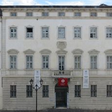 Palazzo Alberti Poja